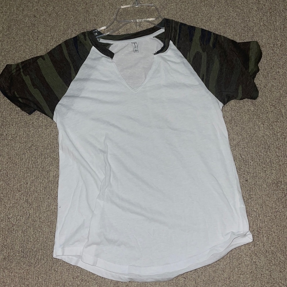 Z supply camo tshirt